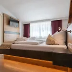 Hotel Wellness- & Haus Am 4*
