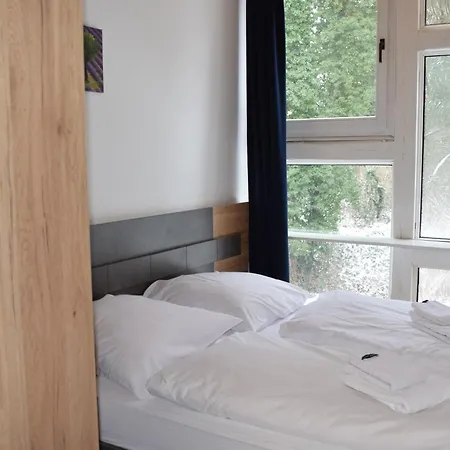 Wellness- & Haus Am 4*