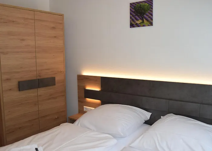 Wellness- & Haus Am 4*